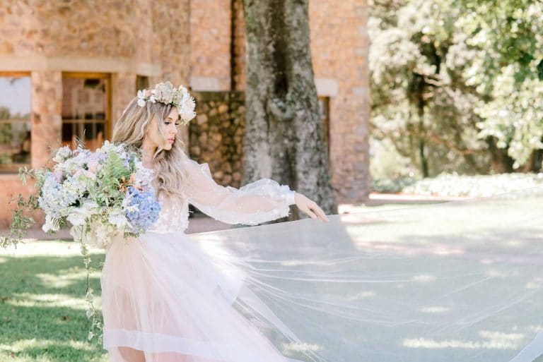 sheer-bridal-robe-with-puff-sleeves