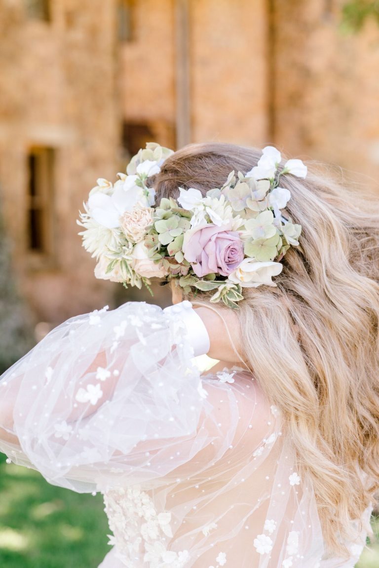 pastel-floral-crown-with-soft-curls