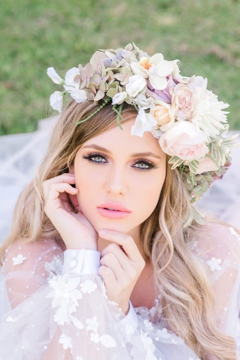 romantic-spring-inspired-styled-shoot-floral-crown