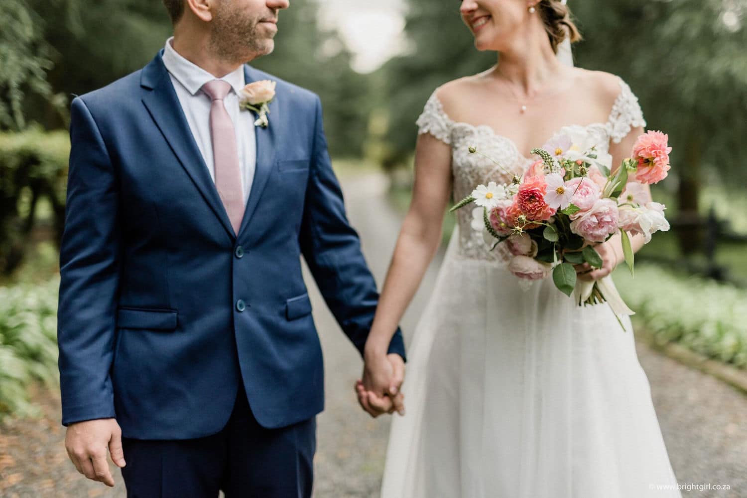 drakensberg-destination-wedding-couple-shoot