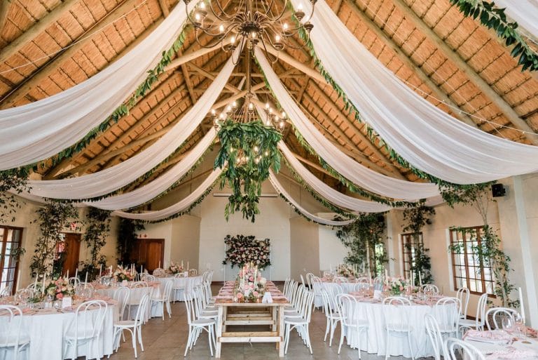 drakensberg-destination-wedding-reception-décor