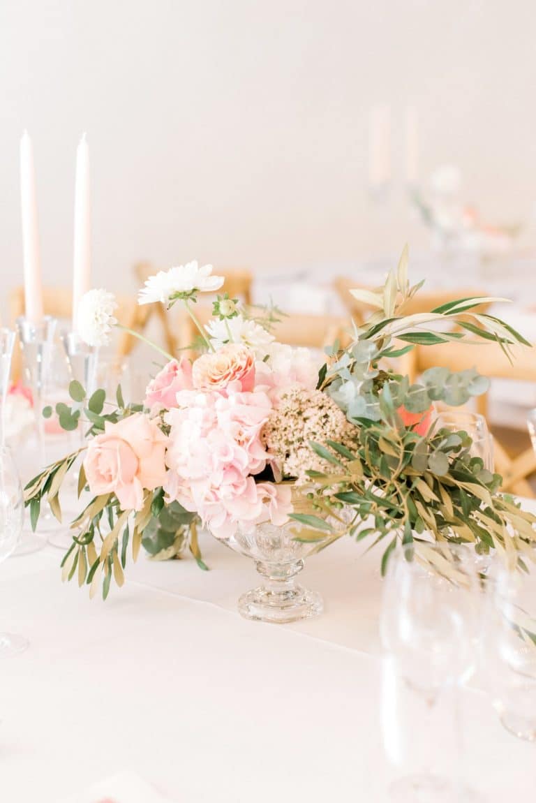 shades of pink wedding centerpiece
