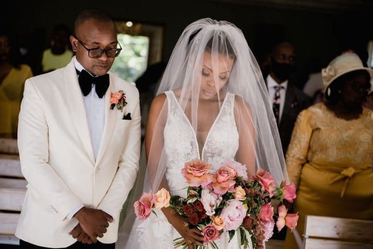 bride and groom wedding ceremony